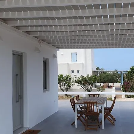 Calma Santa Maria (Paros)